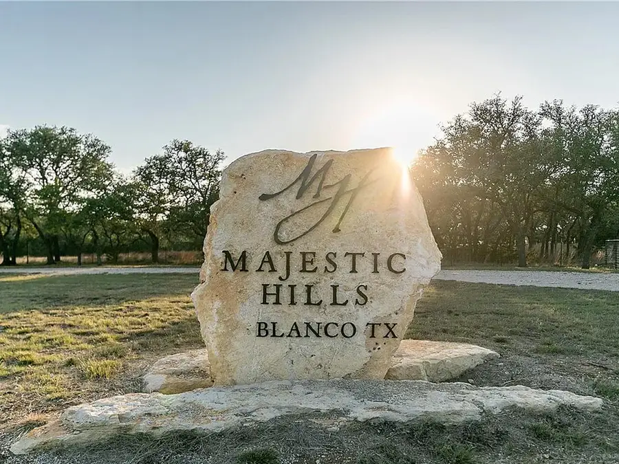 105 Majestic Hills, Blanco, TX 78606 - #2
