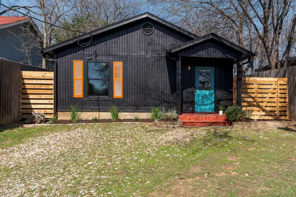 912 1/2 E 50th St, Austin, TX 78751