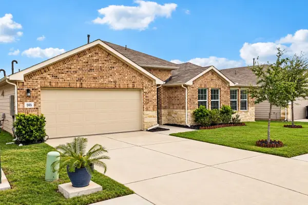 565 Apache Plum Dr, Kyle, TX 78640