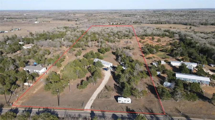 301 Longhorn Trl, Paige, TX 78659 - #2