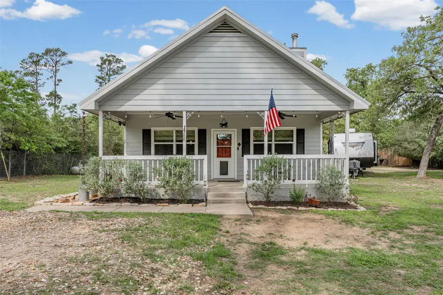 198 W Kelley Rd, Bastrop, TX 78602 - #2