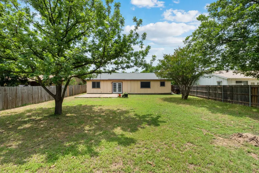 2006 Heathwood Cir, Round Rock, TX 78664 - Image #2