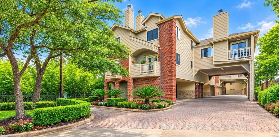 1506 Forest Trl #101, Austin, TX 78703 - #2