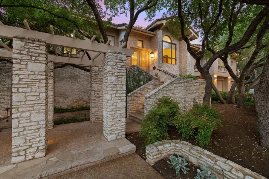 3 Crabapple Ct, The Hills, TX 78738 - #3