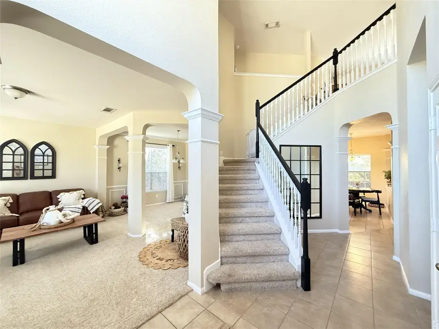 402 W Iowa Dr, Harker Heights, TX 76548 - Image #2