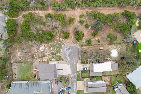 20500 Bonanza St #1, Lago Vista, TX 78645