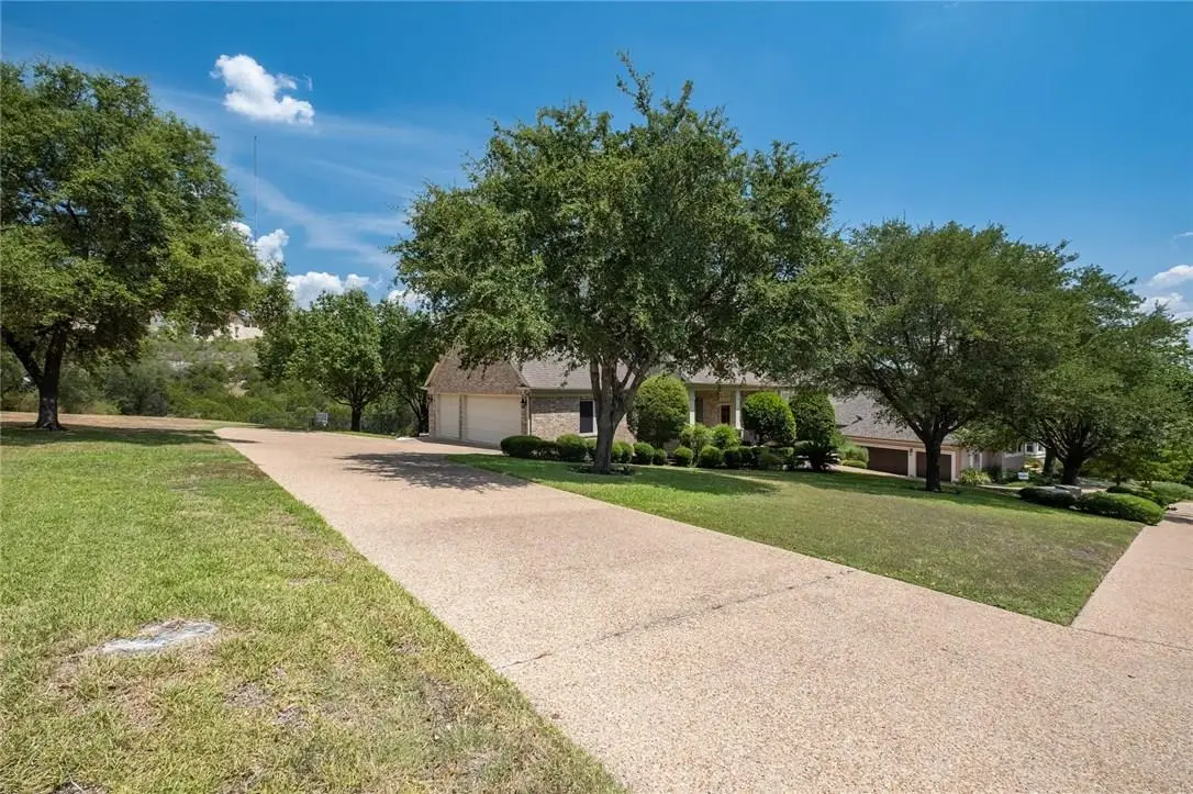 1733 Canonero Dr, Austin, TX 78746 - #1