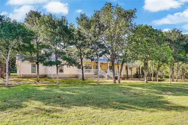 136 Territory Dr, Bastrop, TX 78602