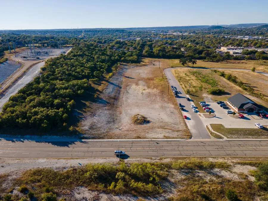 1855 Patriot Cir, Copperas Cove, TX 76522 - Image #2