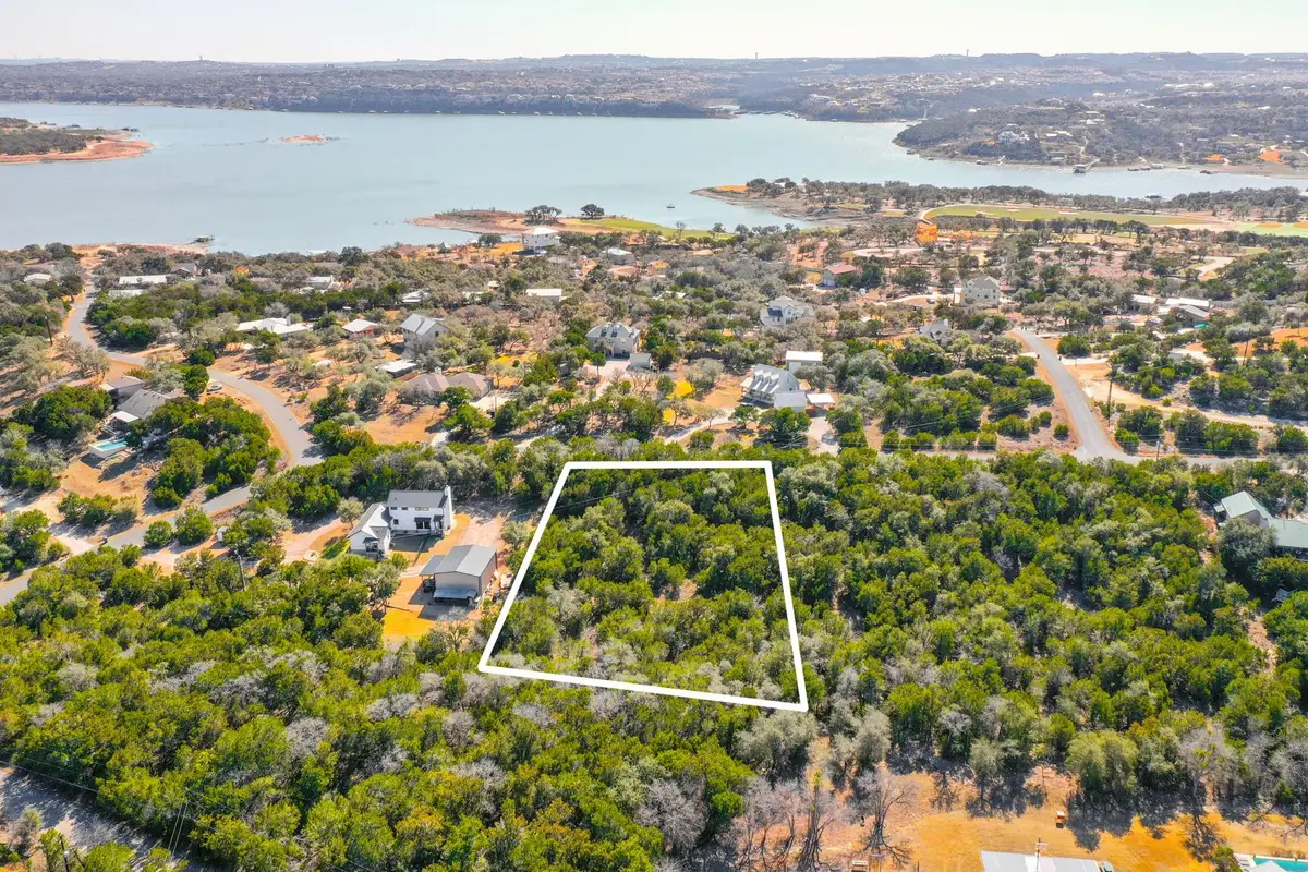 918 Debco Ln, Spicewood, TX 78669 - #1