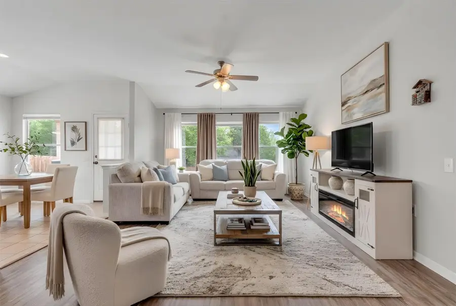 6105 Constellation Cir, Del Valle, TX 78617 - #2