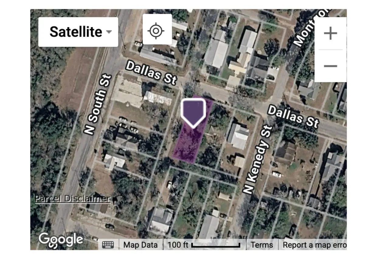 106 Dallas St, Yoakum, TX 77995 - #1
