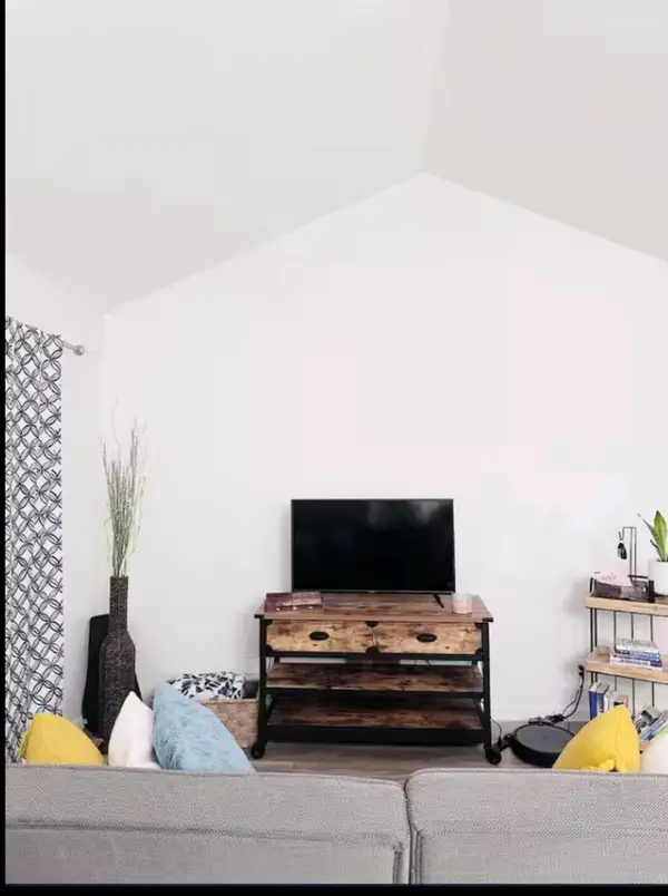 3018 S 1st St #205, Austin, TX 78704
