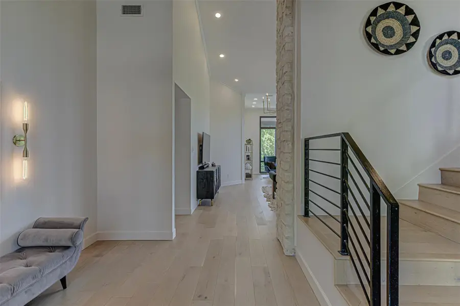 3502 Native Dancer Cv, Austin, TX 78746 - Image #2