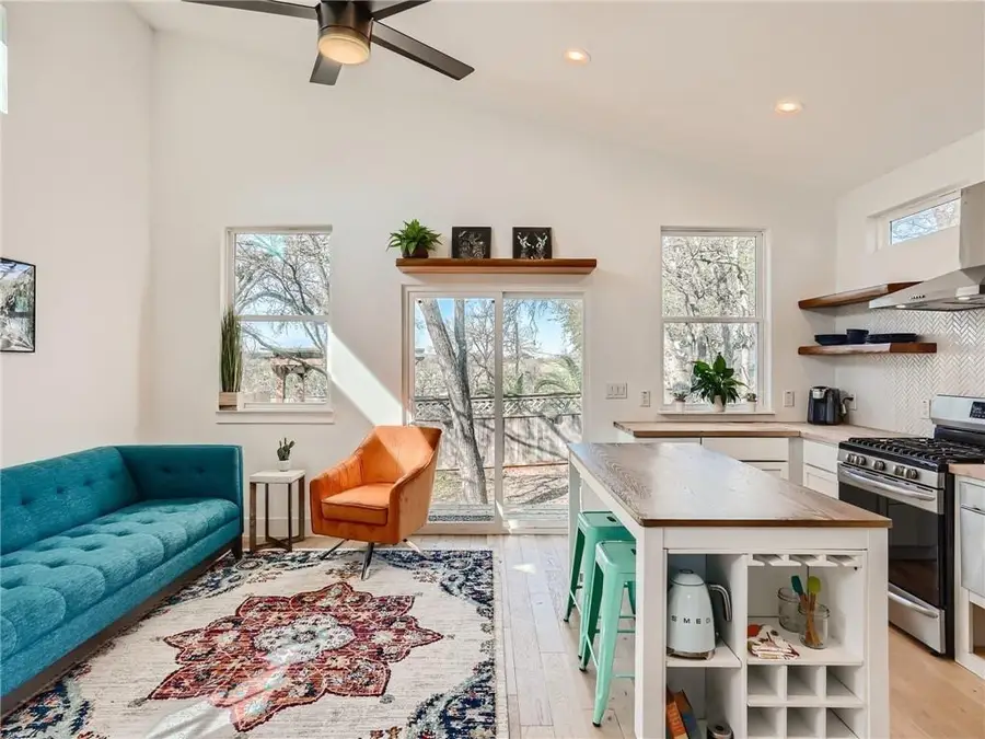 1614 Elmira Rd, Austin, TX 78721 - #2