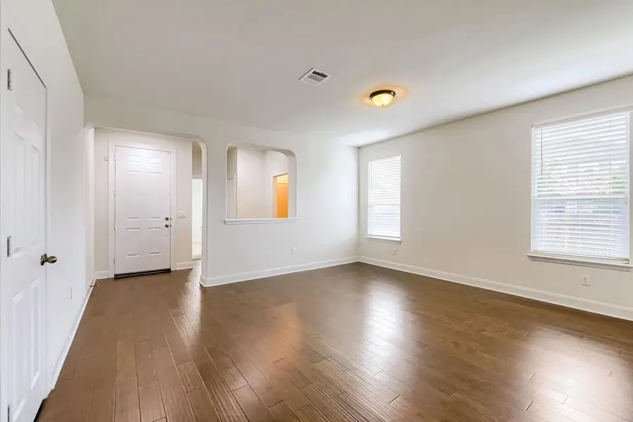7632 Knockfin Dr, Austin, TX 78744 - #3