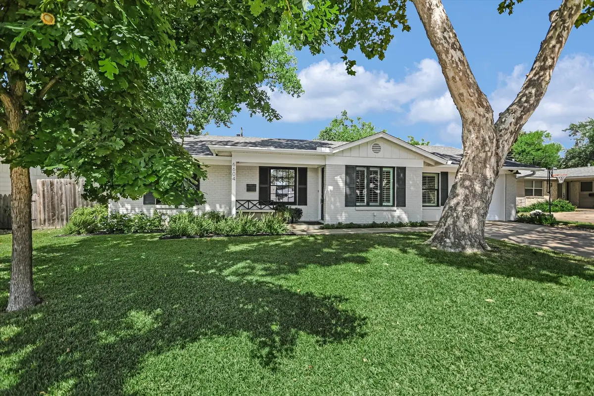 6604 Argentia Rd, Austin, TX 78757 - #1