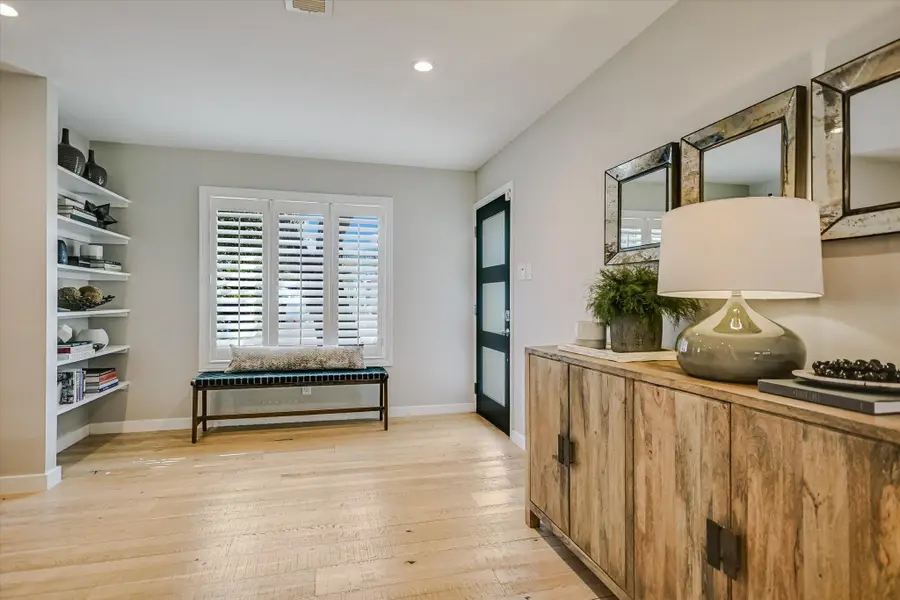 6604 Argentia Rd, Austin, TX 78757 - #3