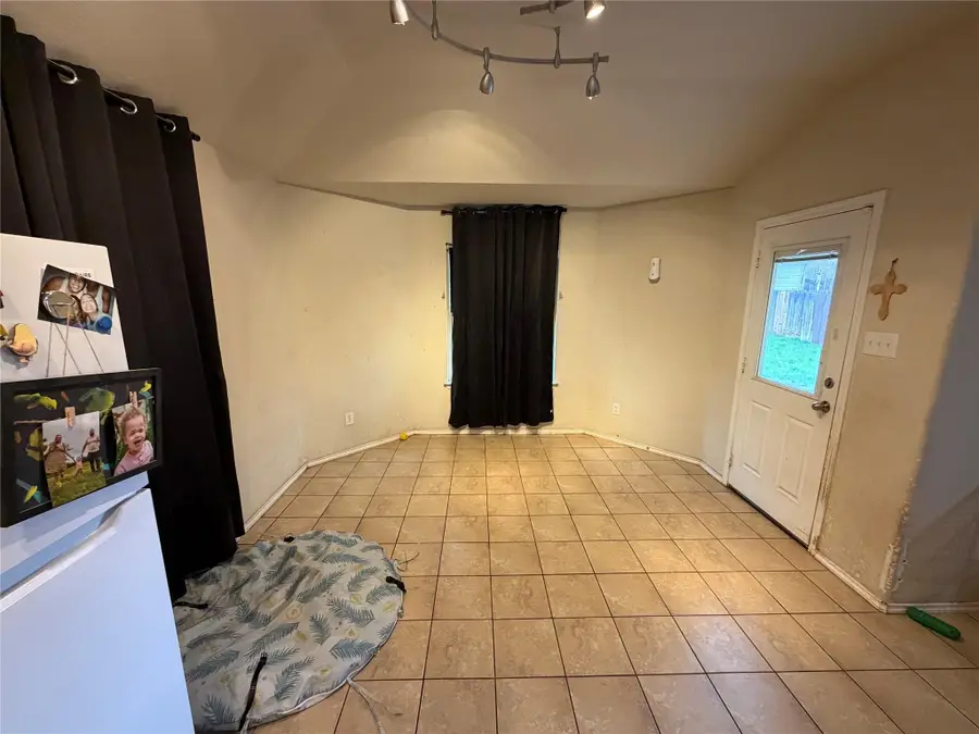 5202 Dauphin Dr, Belton, TX 76513 - #3