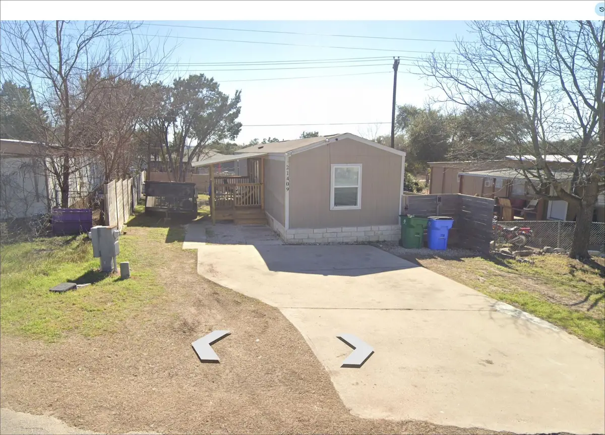 21409 Coyote Trl, Lago Vista, TX 78645 - Image #1
