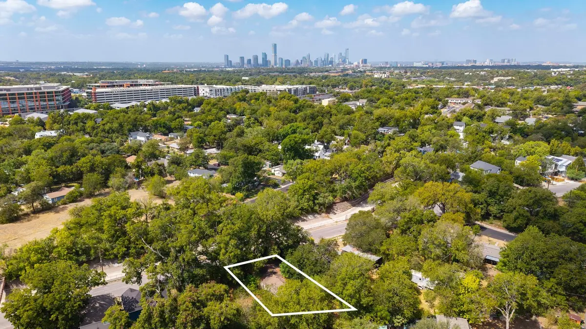 4908 Sara Dr, Austin, TX 78721 - #1