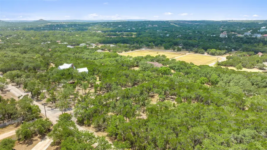 19 Spring Valley Dr, Wimberley, TX 78676 - Image #3