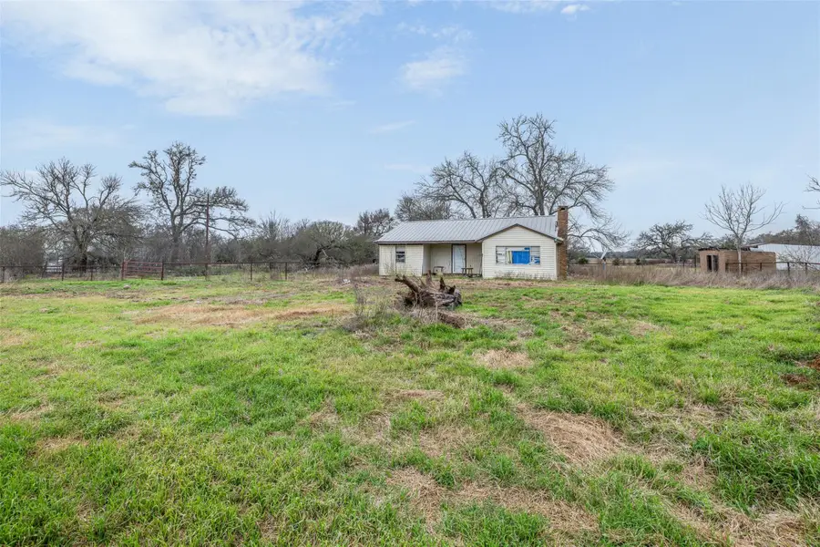 210 Post Oak St, Caldwell, TX 77836 - #2