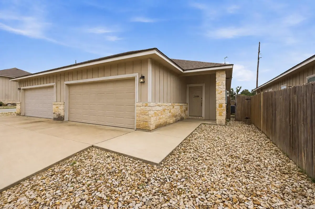 404 Carl Shipp Dr, Liberty Hill, TX 78642 - #1