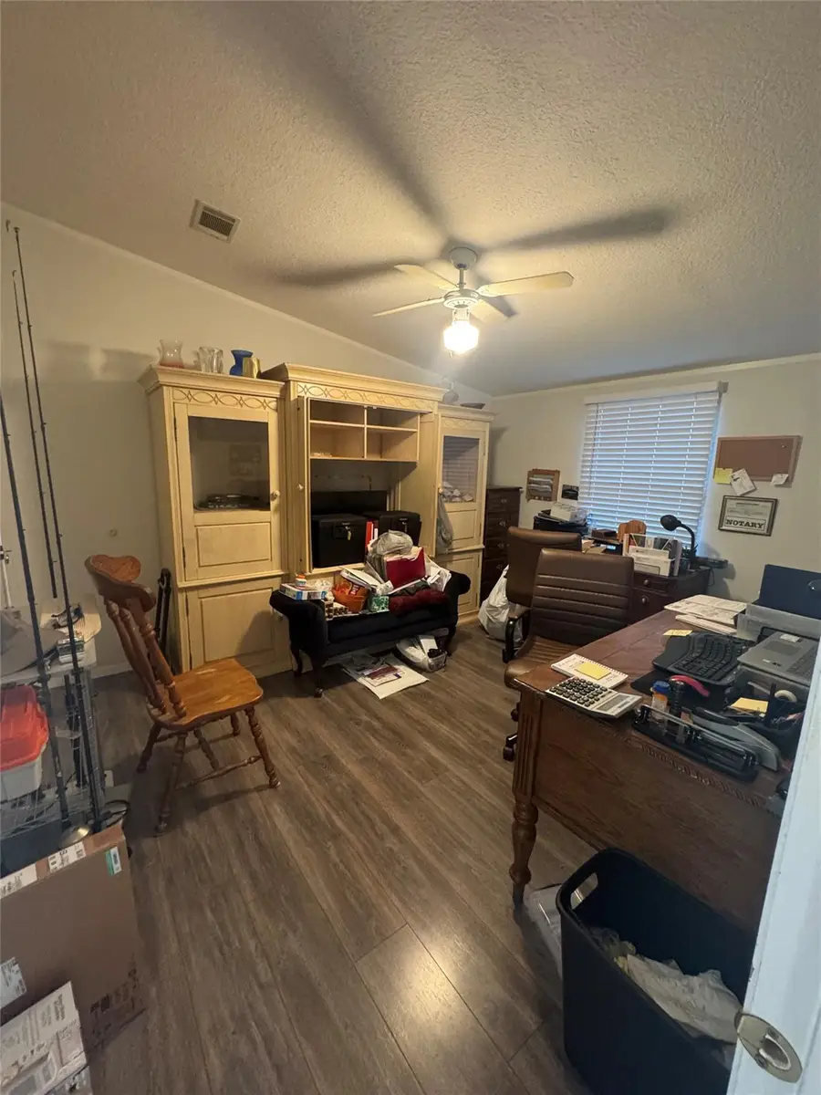 204 Linda Dr, Spicewood, TX 78669 - #3