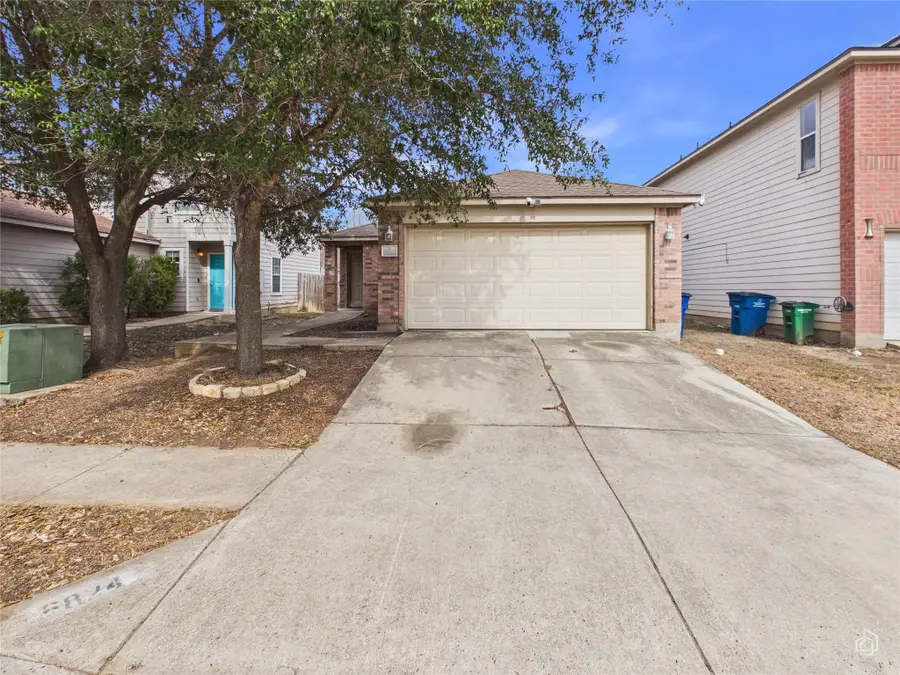 6824 Walkup Ln, Austin, TX 78747 - #2