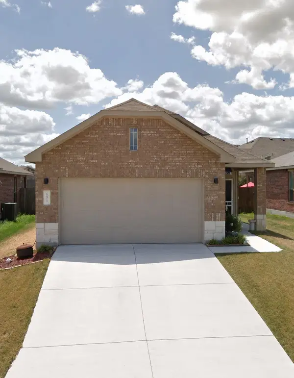 155 Dandy Dr, Buda, TX 78610