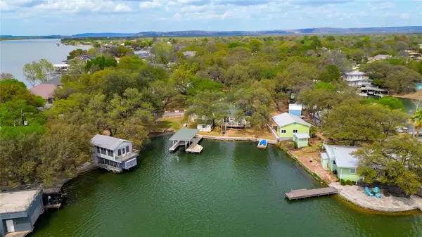 1833 Highland Dr, Marble Falls, TX 78654