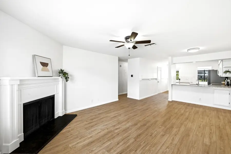2215 Post Rd #1026, Austin, TX 78704 - #3