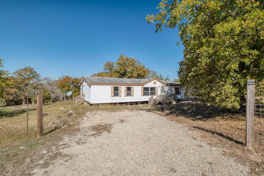 21400 Webberwood Rdg, Elgin, TX 78621 - Image #3