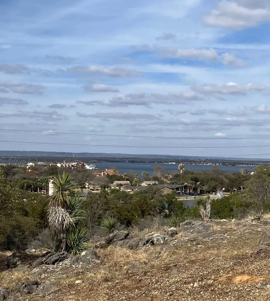 716 Scarlet Sun Scarlet Sun, Horseshoe Bay, TX 78657 - #2