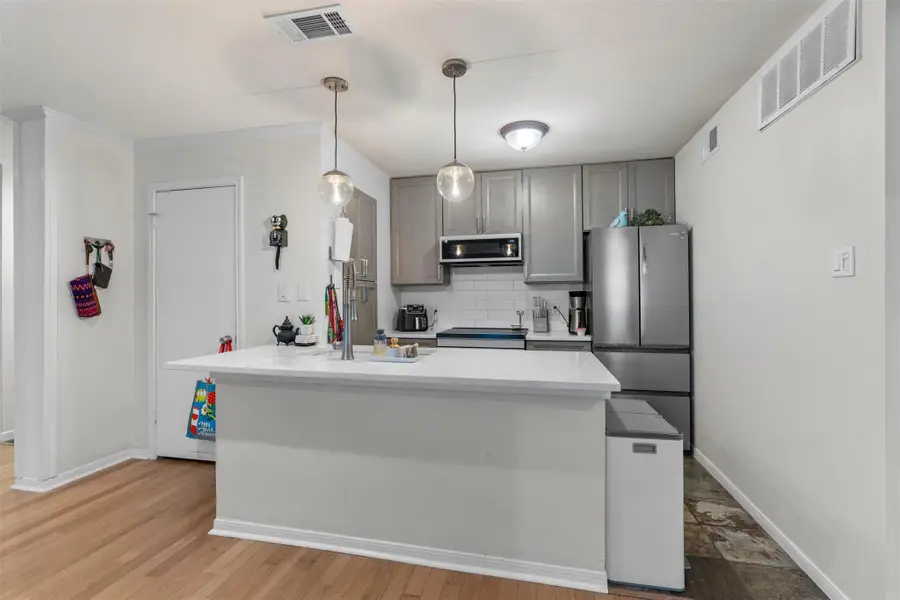8888 Tallwood Dr #1106, Austin, TX 78759 - #2