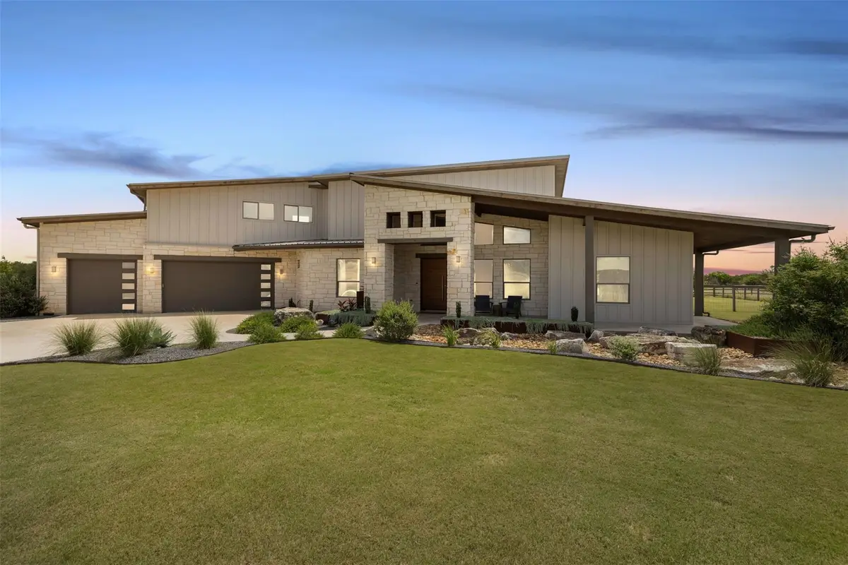 215 Mesa Vista Dr, Leander, TX 78641 - #1