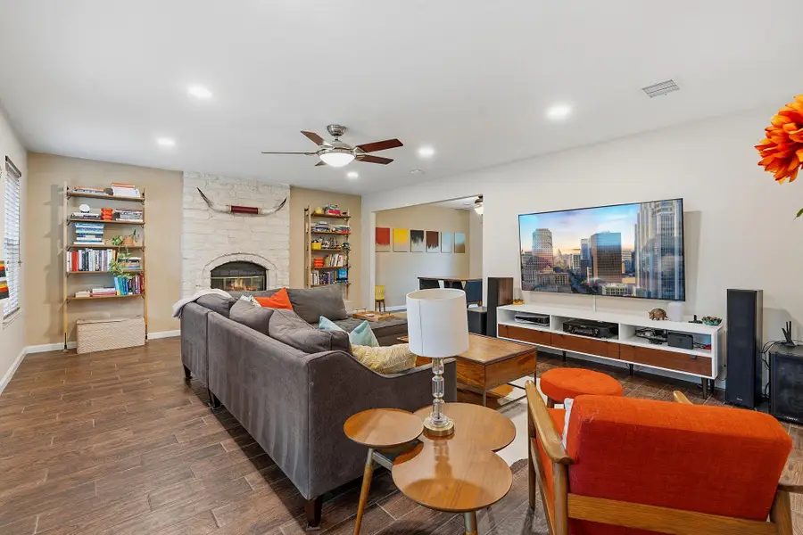 12029 Lincolnshire Dr, Austin, TX 78758 - #3