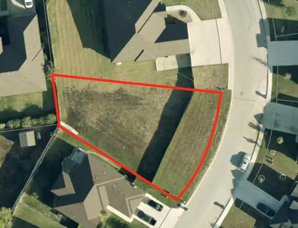 169 Greg Ln, Jarrell, TX 76537