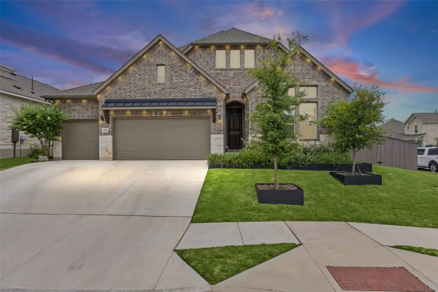 388 Washington Dr, Kyle, TX 78640 - #2