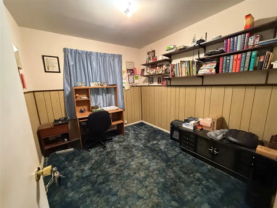 231 Harcourt Ave, San Antonio, TX 78223 - #3