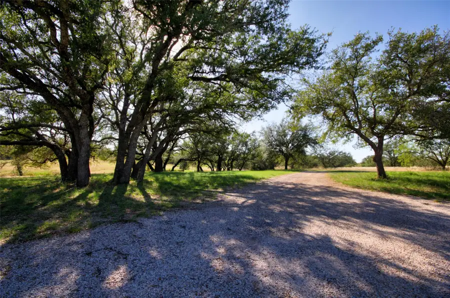132 Offer Ln, Llano, TX 78643 - #3