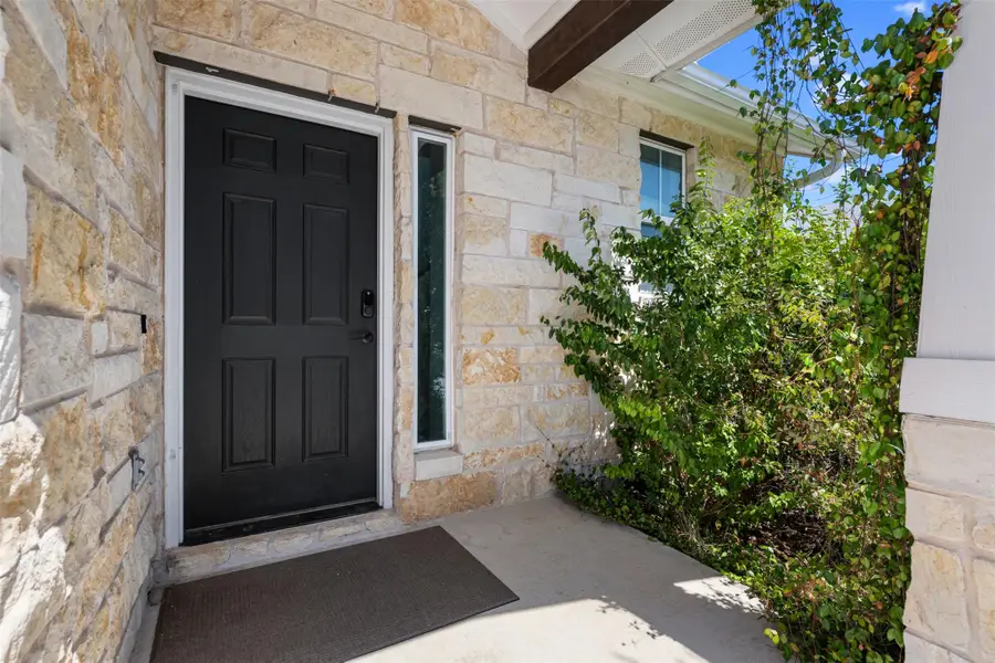 104 Cates Cv, Elgin, TX 78621 - #3