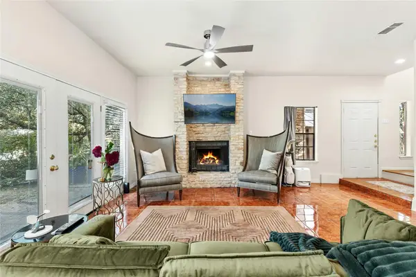 2201 Lakeway Blvd #23, Lakeway, TX 78734