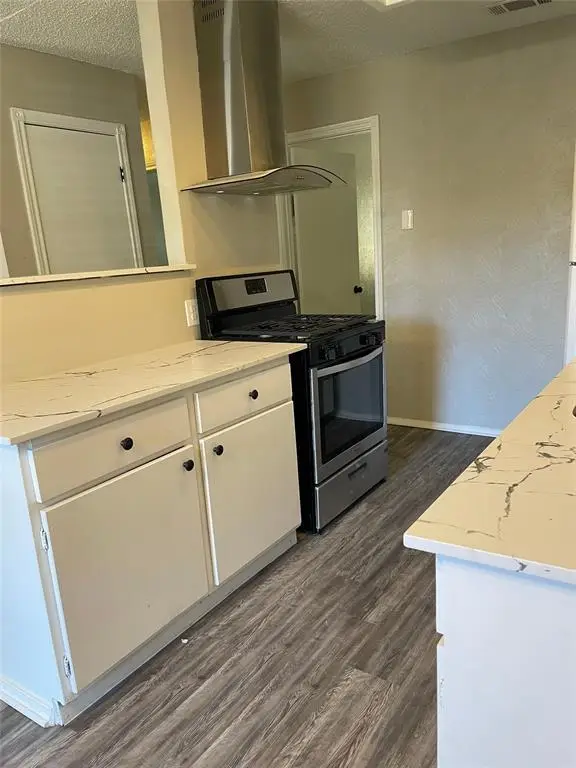 5301 Indio Cir, Austin, TX 78745 - Image #2