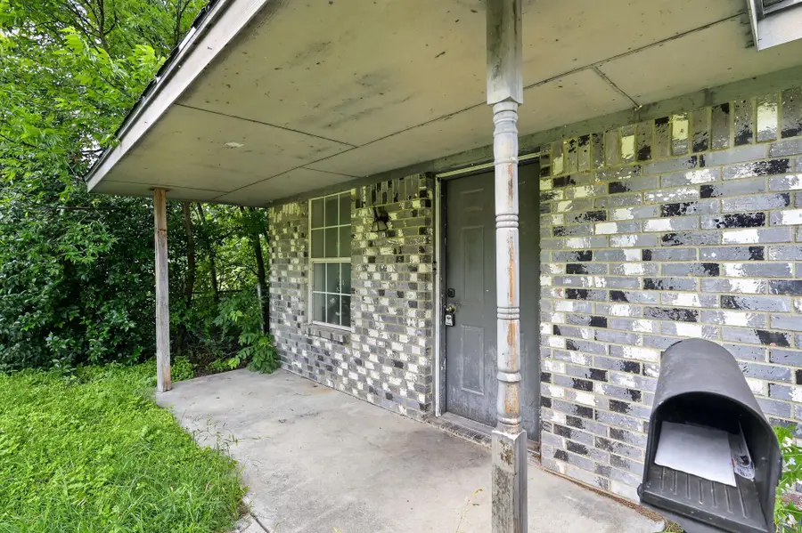 1003 S 4th St, Temple, TX 76504 - #3