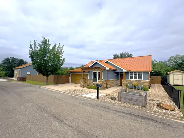 107 Kandi Ln, Sunrise Beach, TX 78643