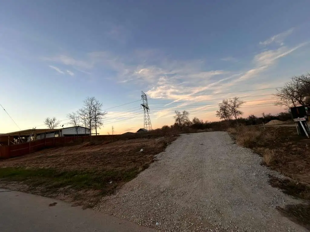 203 Arosa Dr, Elgin, TX 78621 - Image #1