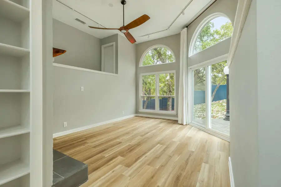 304 Palos Verdes Dr, Lakeway, TX 78734 - Image #3