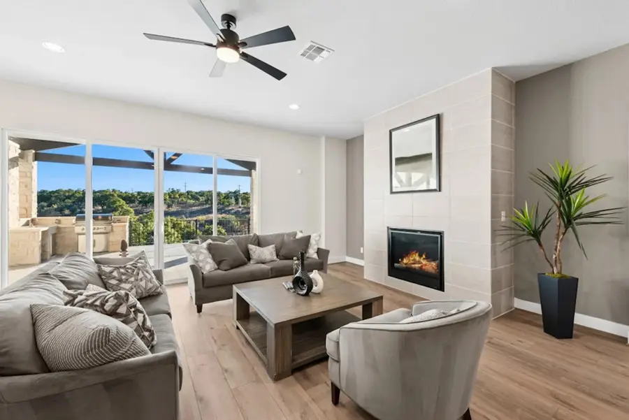 68 Sierra Mosca Trl, Liberty Hill, TX 78642 - Image #2